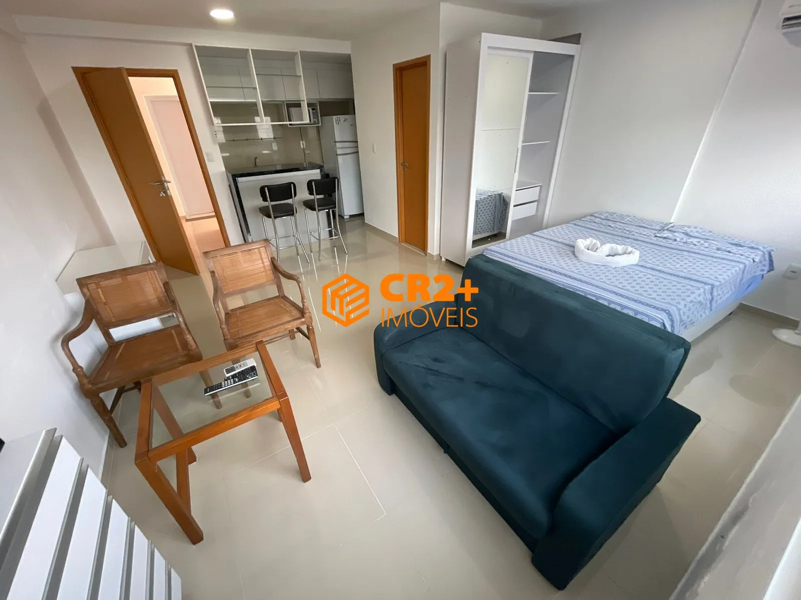 Imagem Vendo Flat semi mobiliado no espinheiro.
