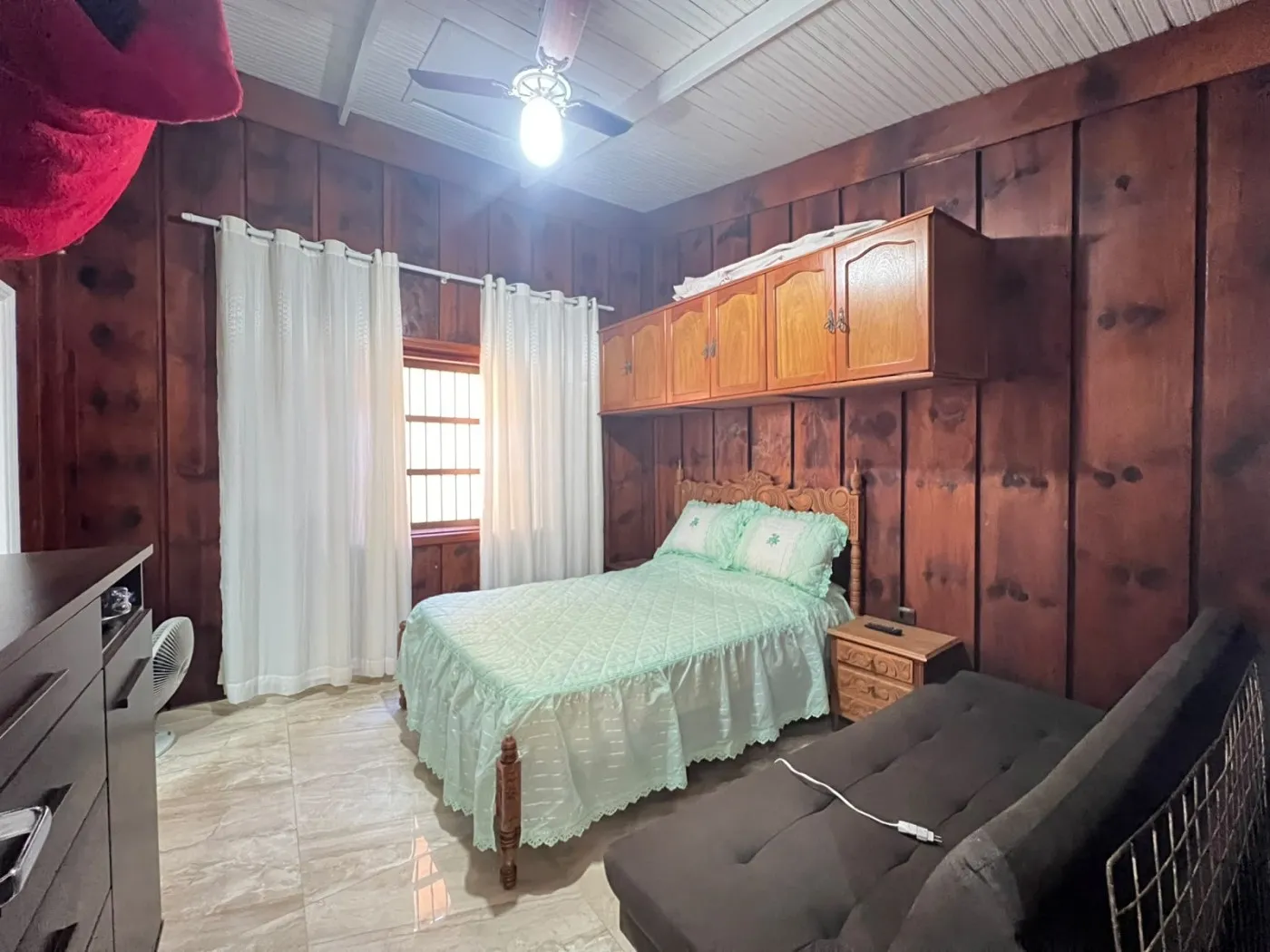 Imagem Casa para Venda em Praia Grande, Solemar, 3 dormitórios, 2 suítes, 1 banheiro, 2 vagas