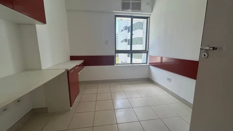 Imagem Apartamento com 124m em Setúbal!