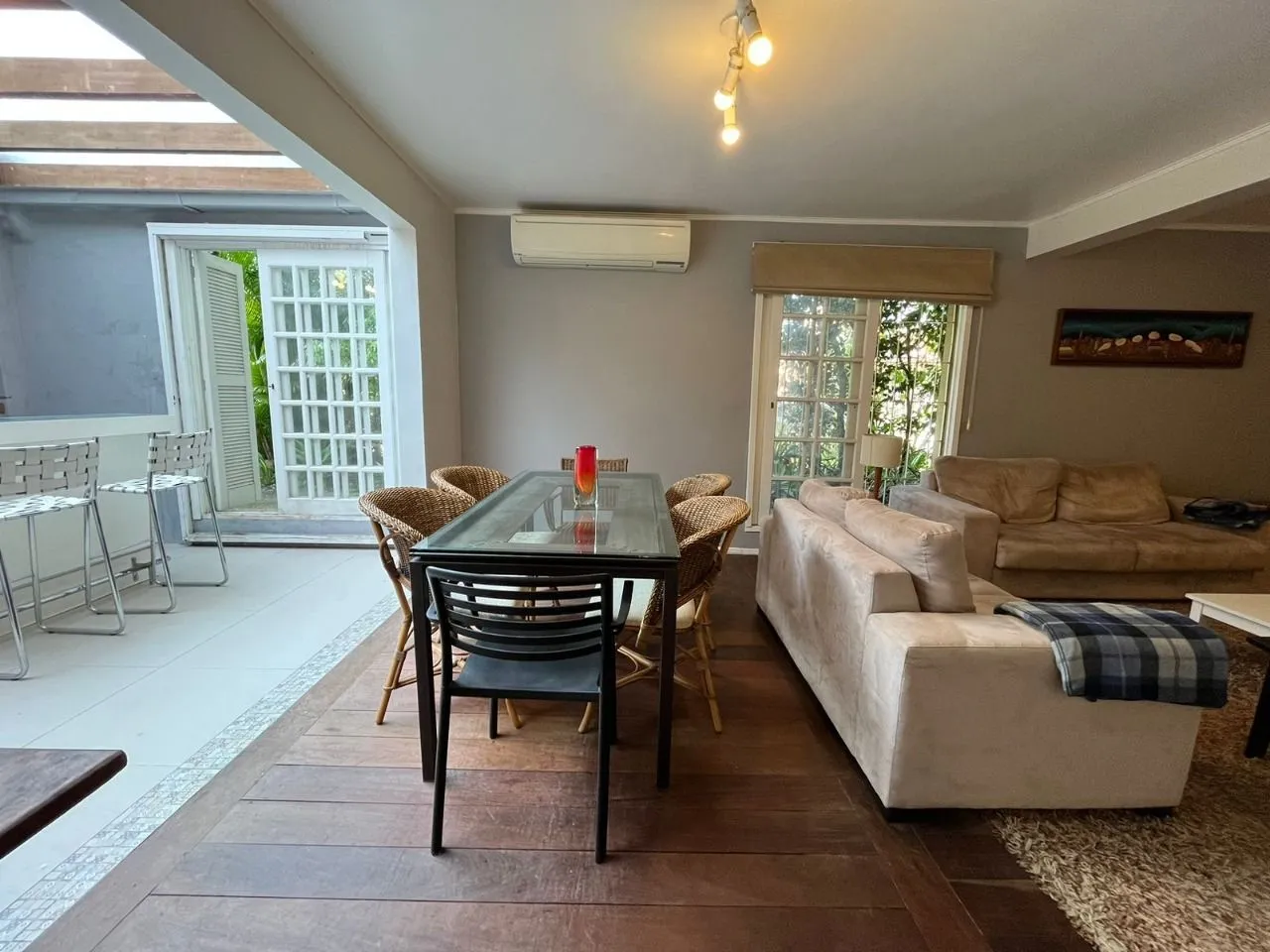 Imagem CASA EM CONDOMÍNIO / TRISTEZA / ZONA SUL