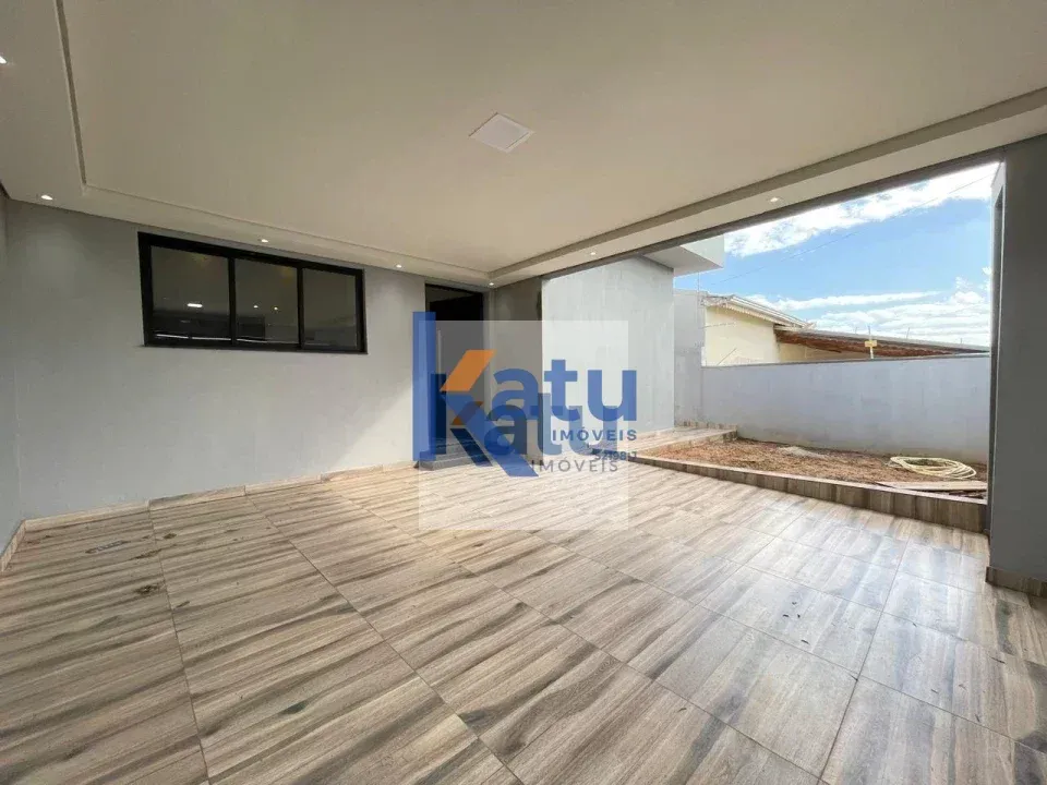 Imagem CASA NOVA À VENDA NO RESIDENCIAL GIRASSOL  ITUPEVA/SP
Casa nova, com excelente projeto arquitetô...