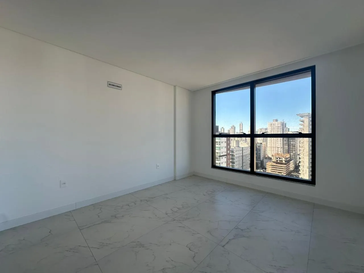 Imagem Apartamento à venda com 110m2 por R$ 1.700.000,00