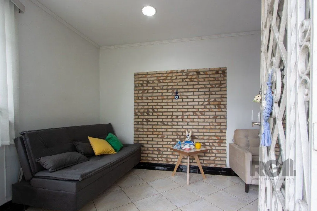 Imagem Casa para Venda - 126.89m², 3 dormitórios, 5 vagas - Azenha