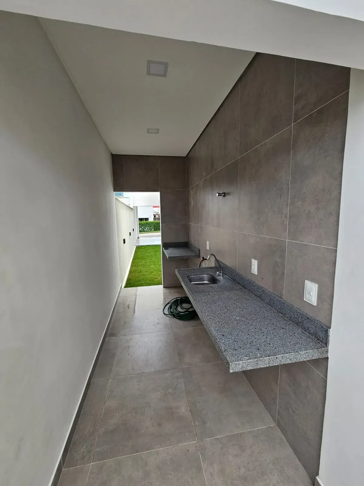 Imagem Casa de Condomínio com 3 Quartos à Venda, 144 metros em Cajupiranga - Parnamirim