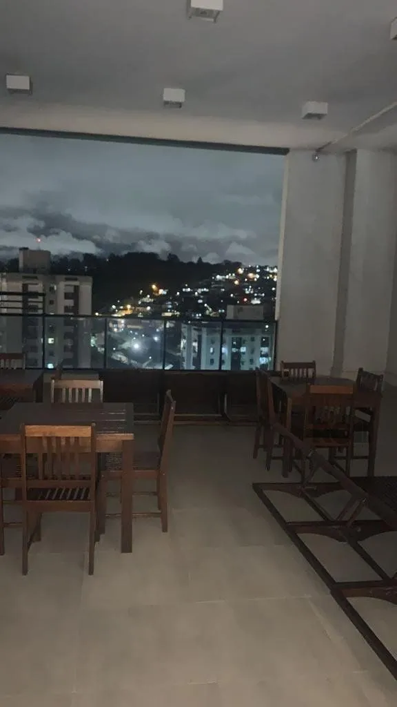 Imagem Loft mobiliado, com 38,69 privativo com 1 box perto da PUC-RS no bairro Jardim Botânico em Porto Alegre.