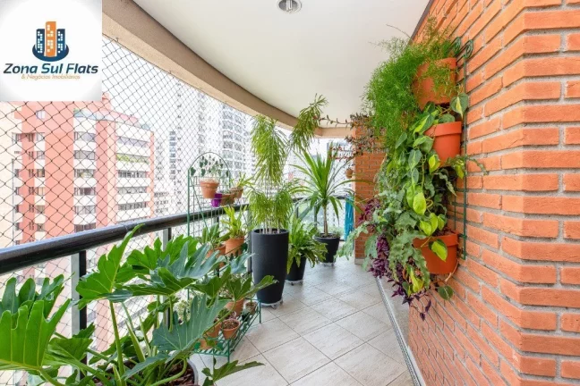 Imagem Apartamento Alto Padrão à Venda Em Moema Com 3 Suítes e 4 Vagas