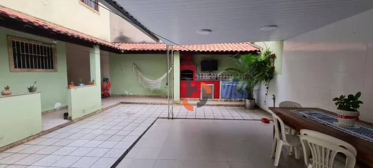 Imagem (Venda) Casa com 4 dormitórios - Caonze - Nova Iguaçu/RJ