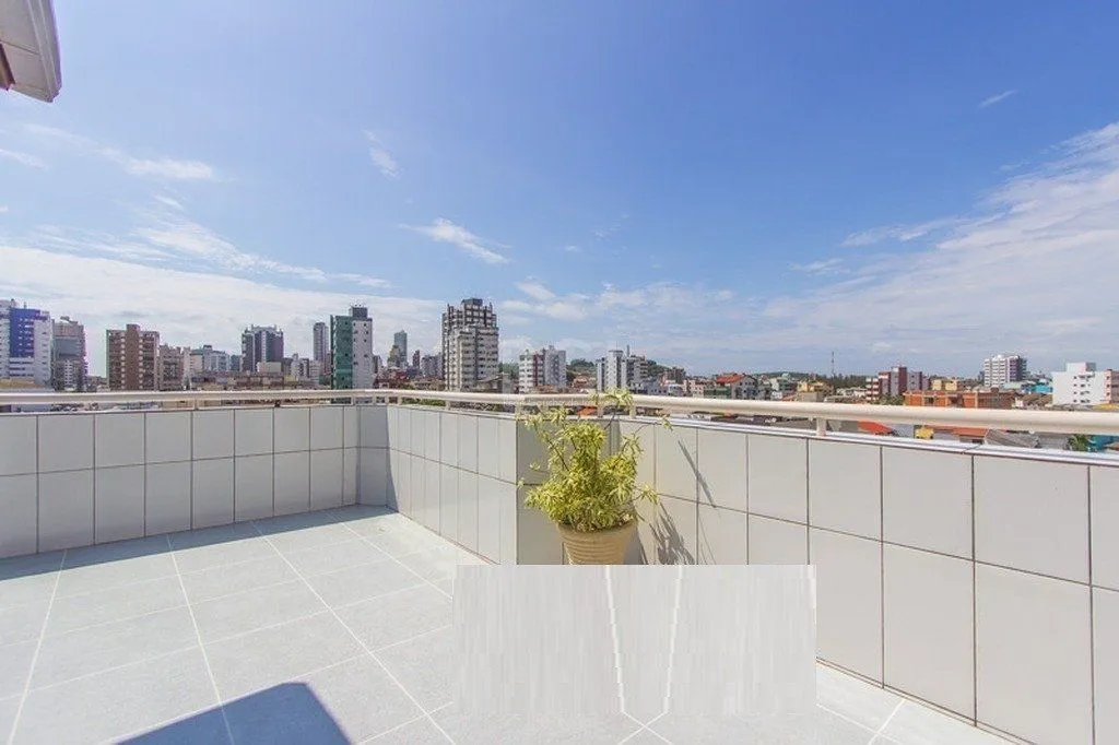 Imagem Cobertura para Venda - 120m², 3 dormitórios, sendo 1 suites, 1 vaga - Centro