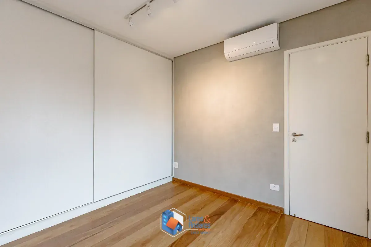 Imagem Apartamento para venda em Aclimação com 3 quartos, sendo 2 suítes, 234m²