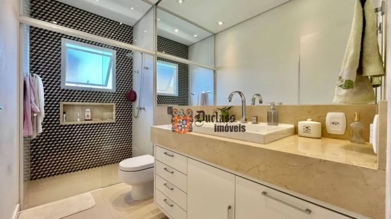 Imagem Casa com 4 dormitórios à venda, 380 m² por R$ 2.999.000,00 - Reserva Santa Maria - Jandira/SP