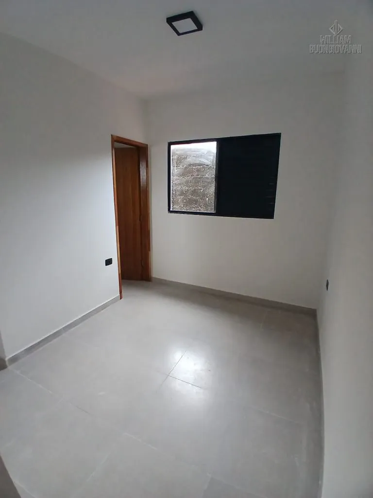 Imagem Seu Novo Sobrado Espera por Você! Conforto, Espaço e Qualidade de Vida
