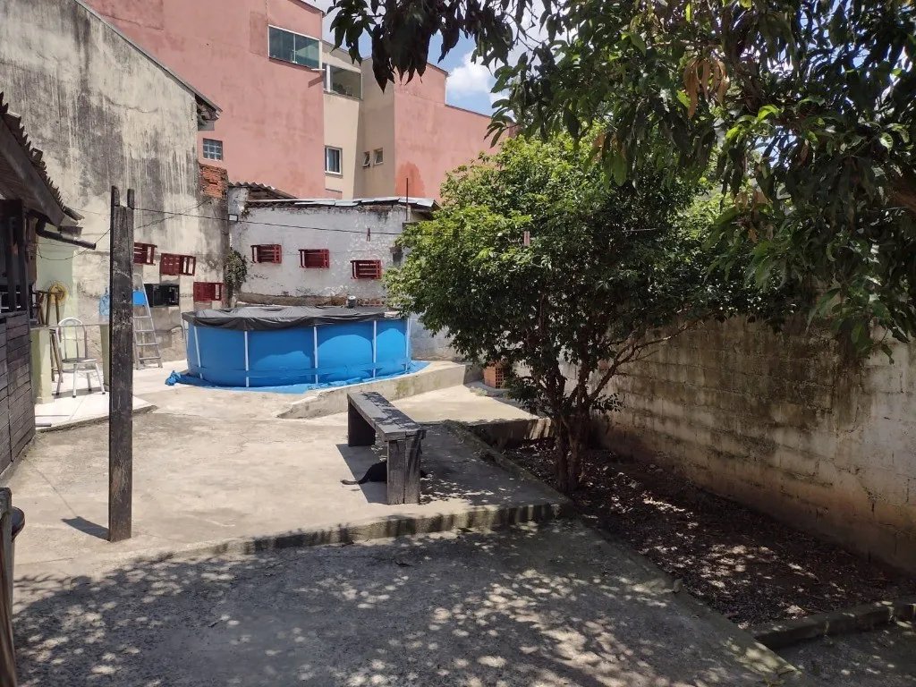 Imagem Imperdível Casa à Venda em Santo André-SP, Parque Oratório: 6 Quartos, 3 Banheiros, 2 Vagas, 430m² de Área