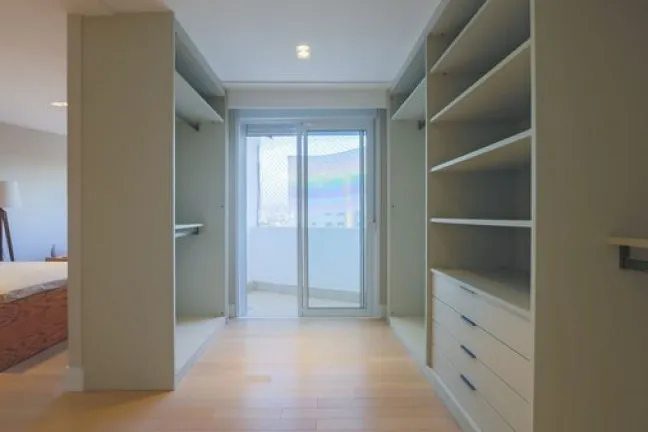 Imagem Apartamento com 3 Quartos à Venda, 212 m² em Vila Nova Conceição - São Paulo