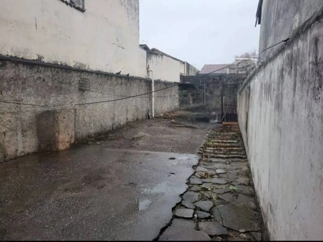 Imagem Casa com 2 Quartos, Amplo Quintal e Potencial de Valorização no Jardim Rosely - Oportunidade Imperdível!