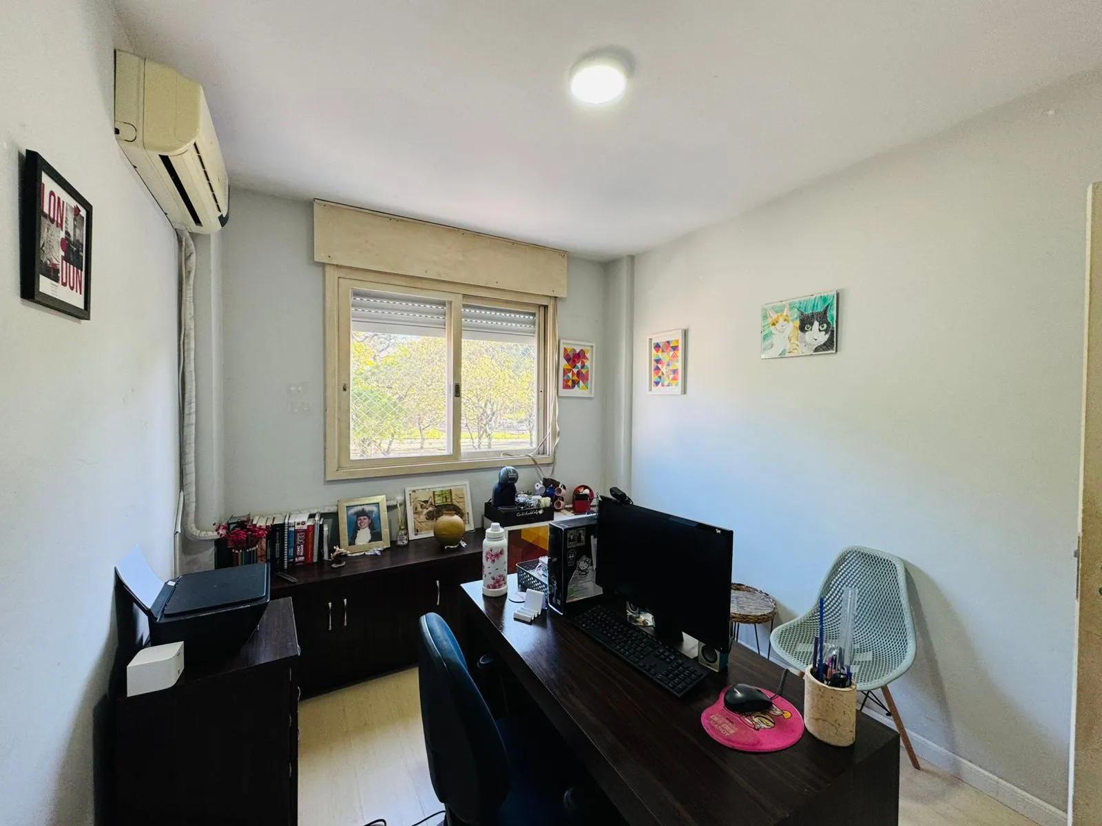 Imagem Apartamento Semimobiliado com 94,67 m² Privativos, 3 Dormitórios,