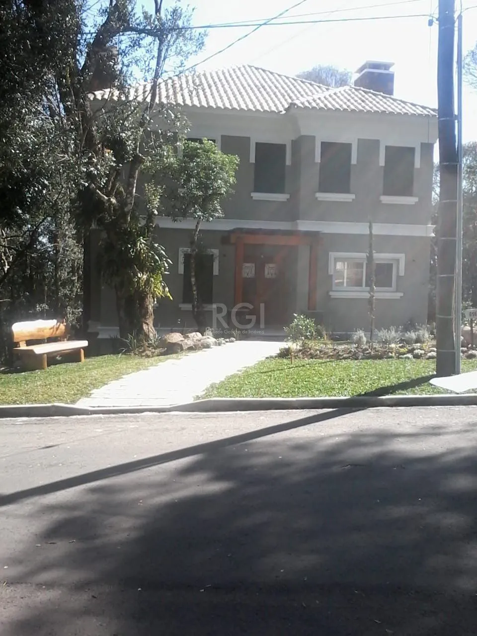 Imagem Casa Condominio para Venda - 327.75m², 3 dormitórios, sendo 3 suites, 3 vagas - Floresta