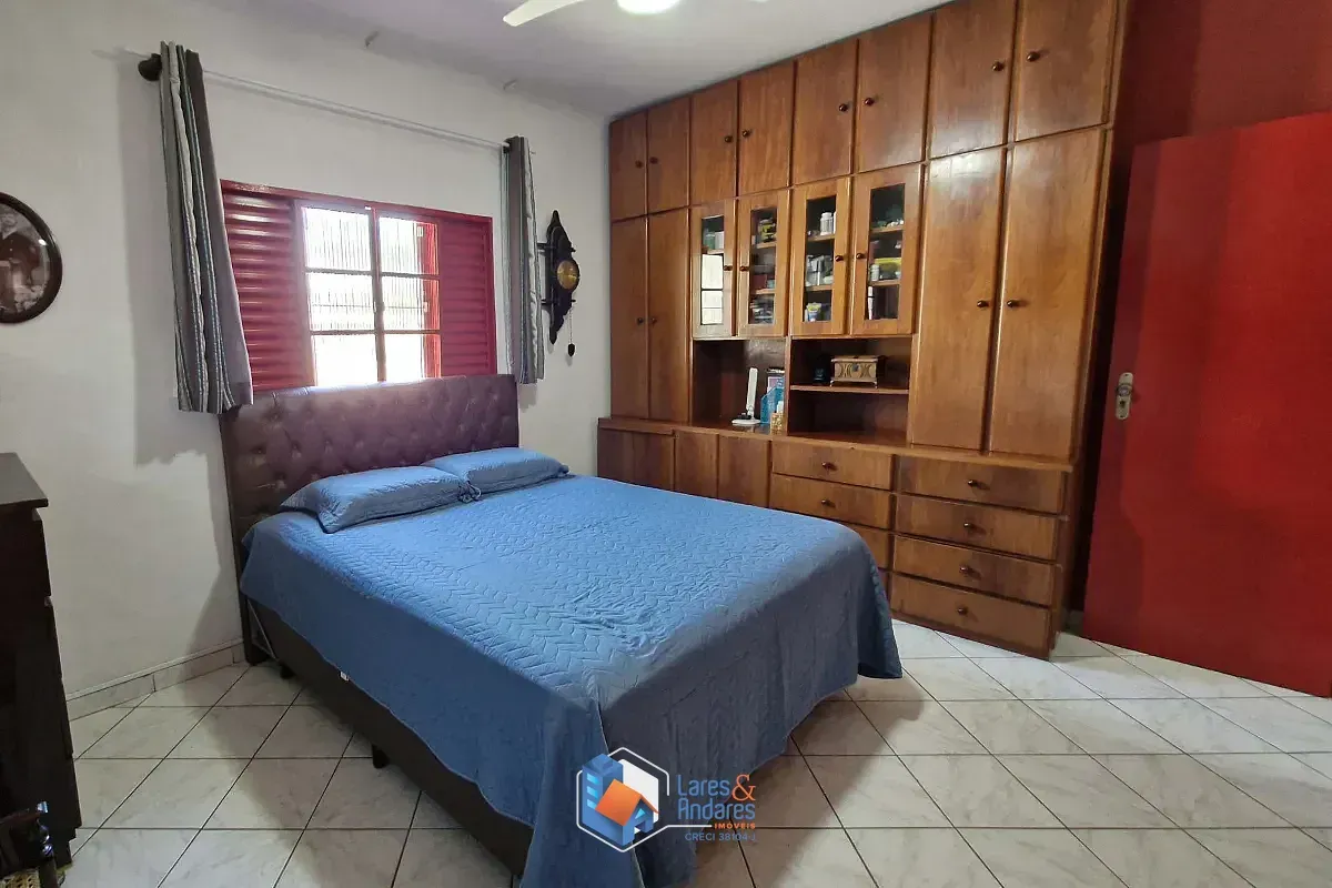 Imagem Sobrado para venda em Bortolândia com 3 quartos, 206m²