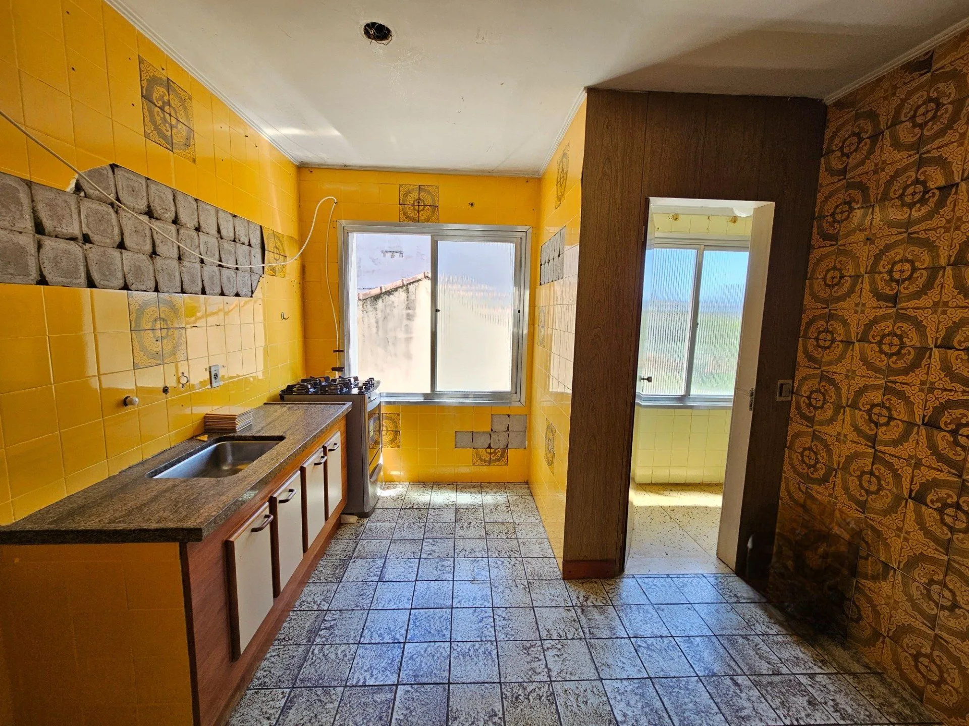Imagem Apartamento para Venda - 94.09m², 3 dormitórios, 2 vagas - Mont Serrat