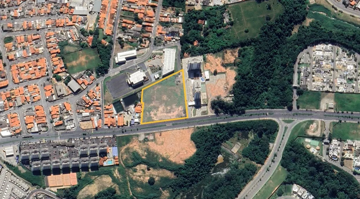 Imagem Área de 13.004m² localizada na Avenida Rogério Cassola, com características excepcionais para desenvolvimento imobiliário ou comerciais