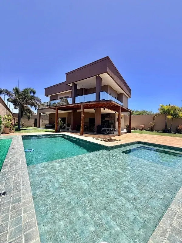 Foto do imóvel Casa com 5 Quartos à Venda, 450 m² em Rua Professor Miranda Leão, 3035 - De Lourdes, Fortaleza - CE