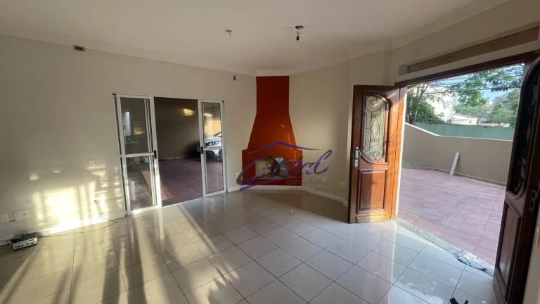 Imagem Casa com 5 suítes em Condomínio fechado na Granja Viana