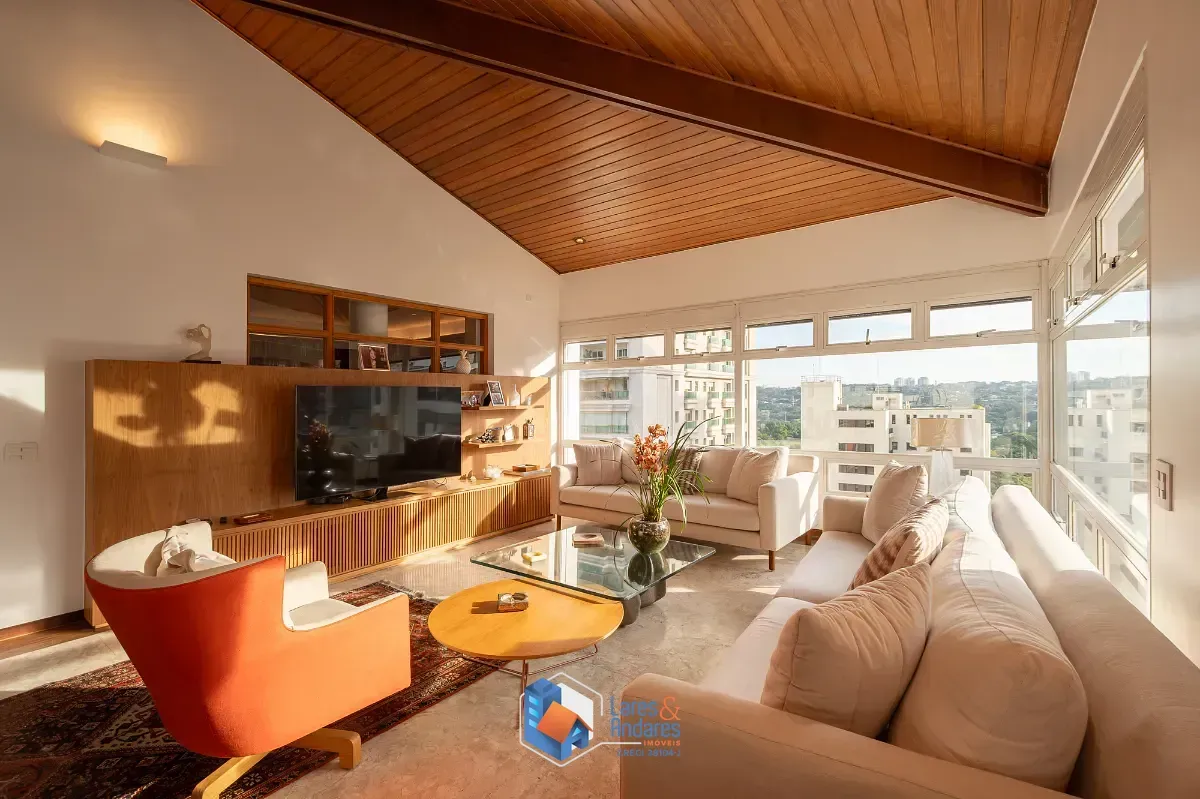 Foto do imóvel Duplex para venda e locação em Itaim Bibi com 3 quartos, sendo 3 suítes, 384m² em Rua Salvador Cardoso