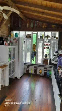 Imagem Casa Rústica em Garopaba-SC: 3 Suítes, Vista Panorâmica, Jacuzzi e 3000m² de Terreno