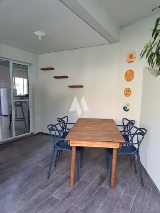 Imagem Casa de Condomínio com 3 Quartos à Venda, 110 m² por R$ 550.000
