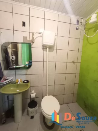 Imagem Imóvel com anexo + 2 apartamentos