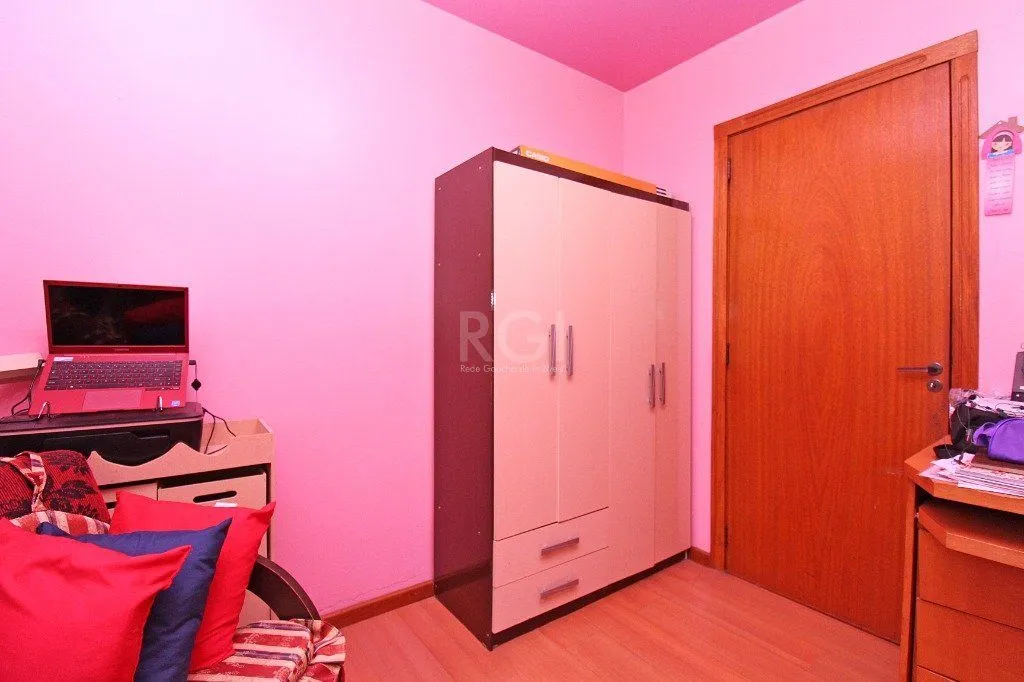 Imagem Casa para Venda - 280m², 4 dormitórios, sendo 1 suites, 4 vagas - Bom Jesus