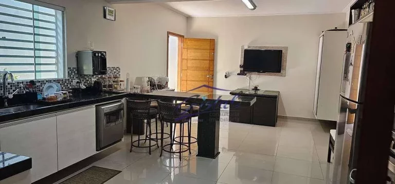 Imagem Casa com 3 suítes à venda, 358 m² - contemporânea e integrada - Granja Viana - Chácaras Vale do Rio Cotia - Carapicuíba, SP
