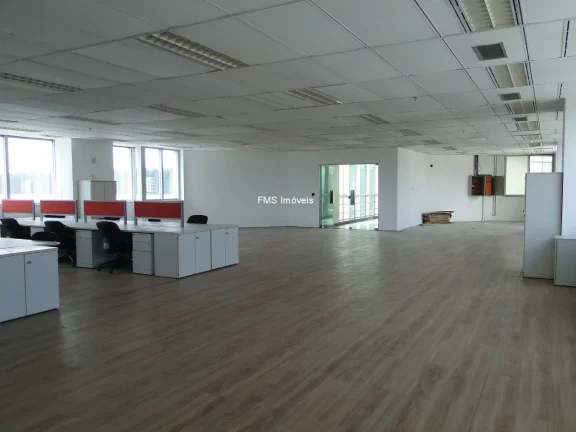 Imagem Conjunto Comercial para Locação na Vila Cordeiro de 458m²