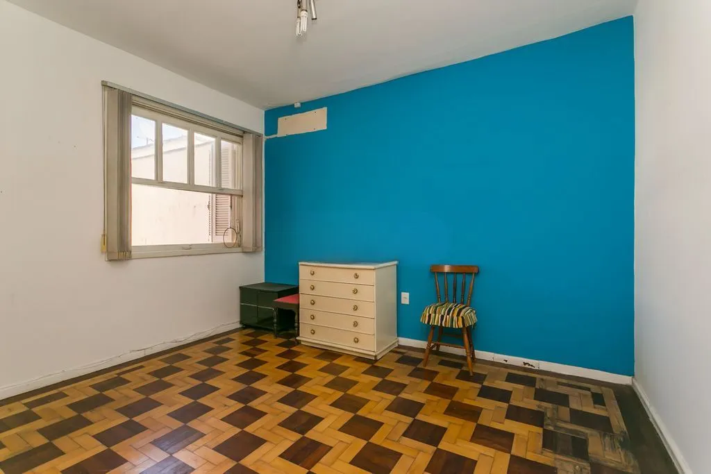Imagem Casa 4 dorms à venda Rua Sinimbú, Petrópolis - Porto Alegre
