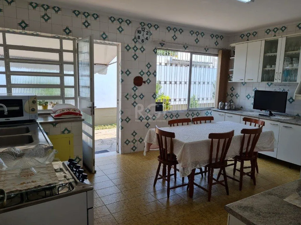 Imagem Casa para Venda - 188m², 3 dormitórios, sendo 1 suites, 3 vagas - Jardim Itu