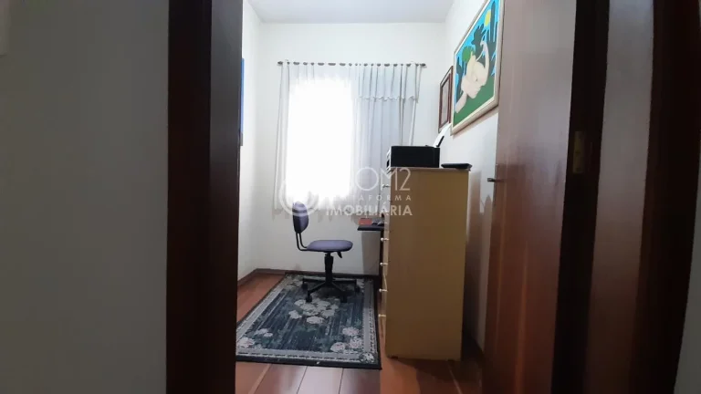 Imagem Sobrado para Venda em Santo André / SP no bairro Parque Capuava