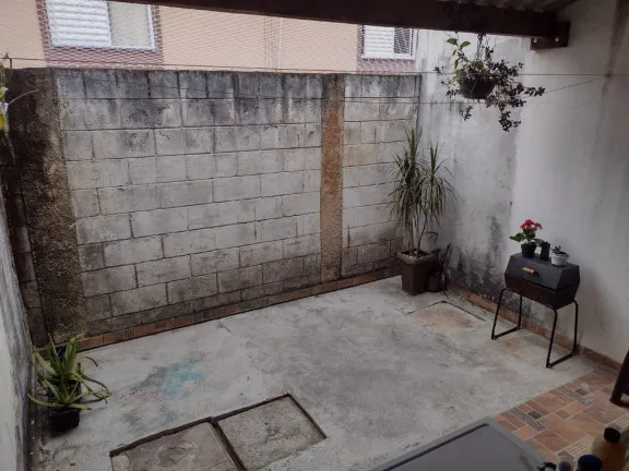 Imagem Casa de Condomínio com 2 Quartos à Venda, 55 m² em Jardim Bela Vista - Mogi das Cruzes