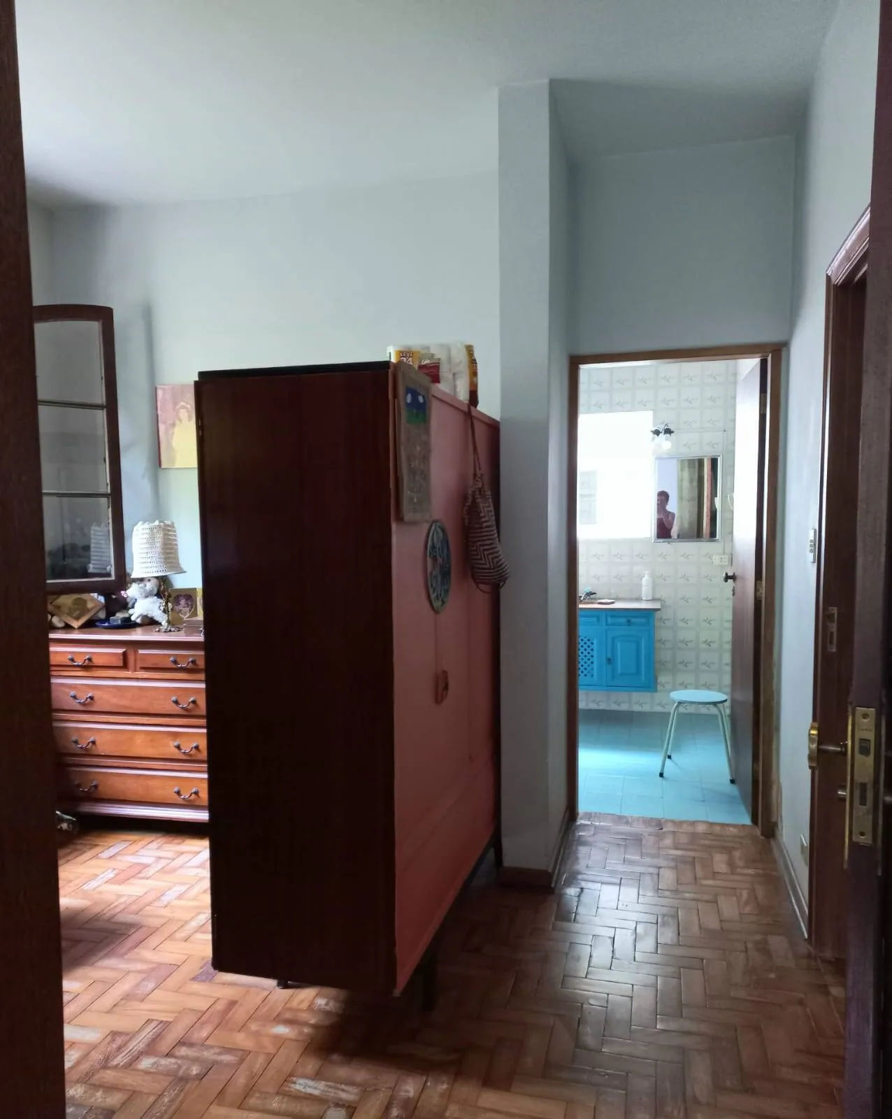 Imagem Chácara Com Casa Principal, Edícula e Galpão Industrial no mesmo Terreno.