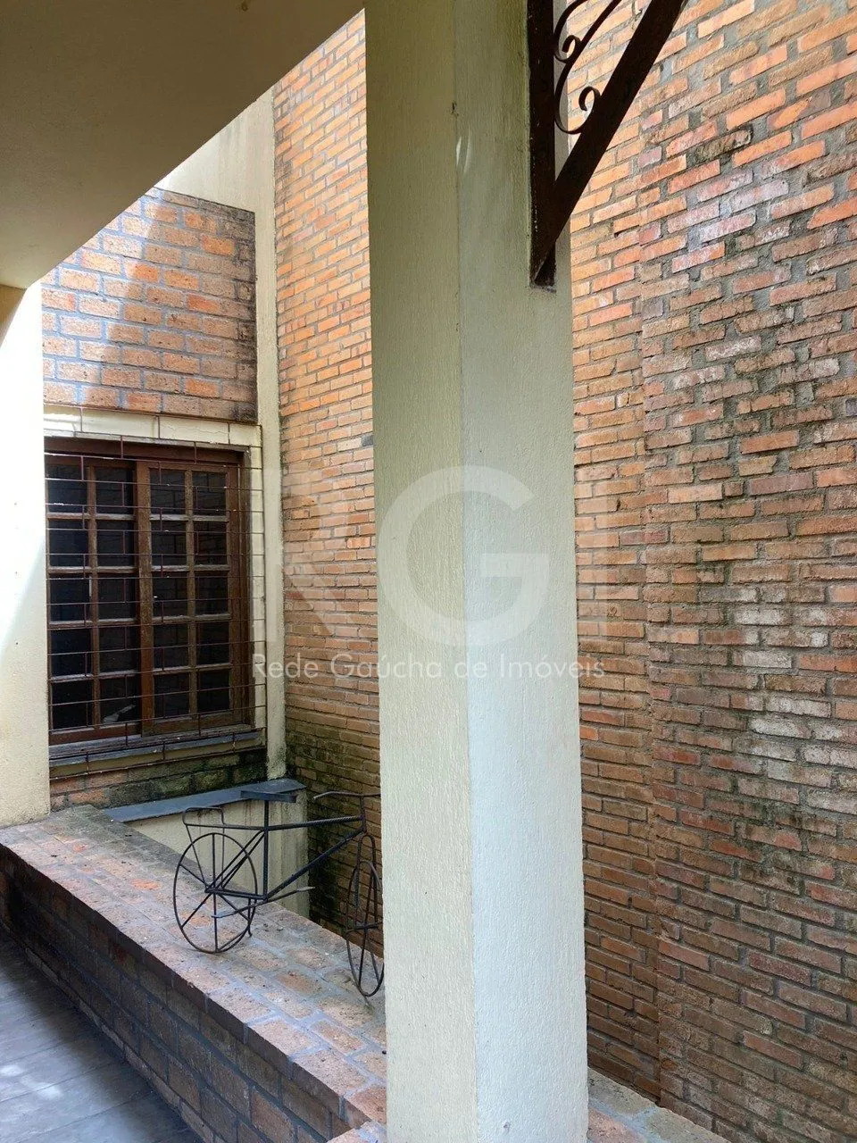 Imagem Casa 3 dormitórios à venda Santo Antônio Porto Alegre/RS
