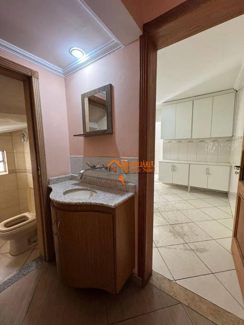 Imagem Sobrado com 4 dormitórios à venda, 360 m² por R$ 730.000,00 - Jardim Adriana - Guarulhos/SP