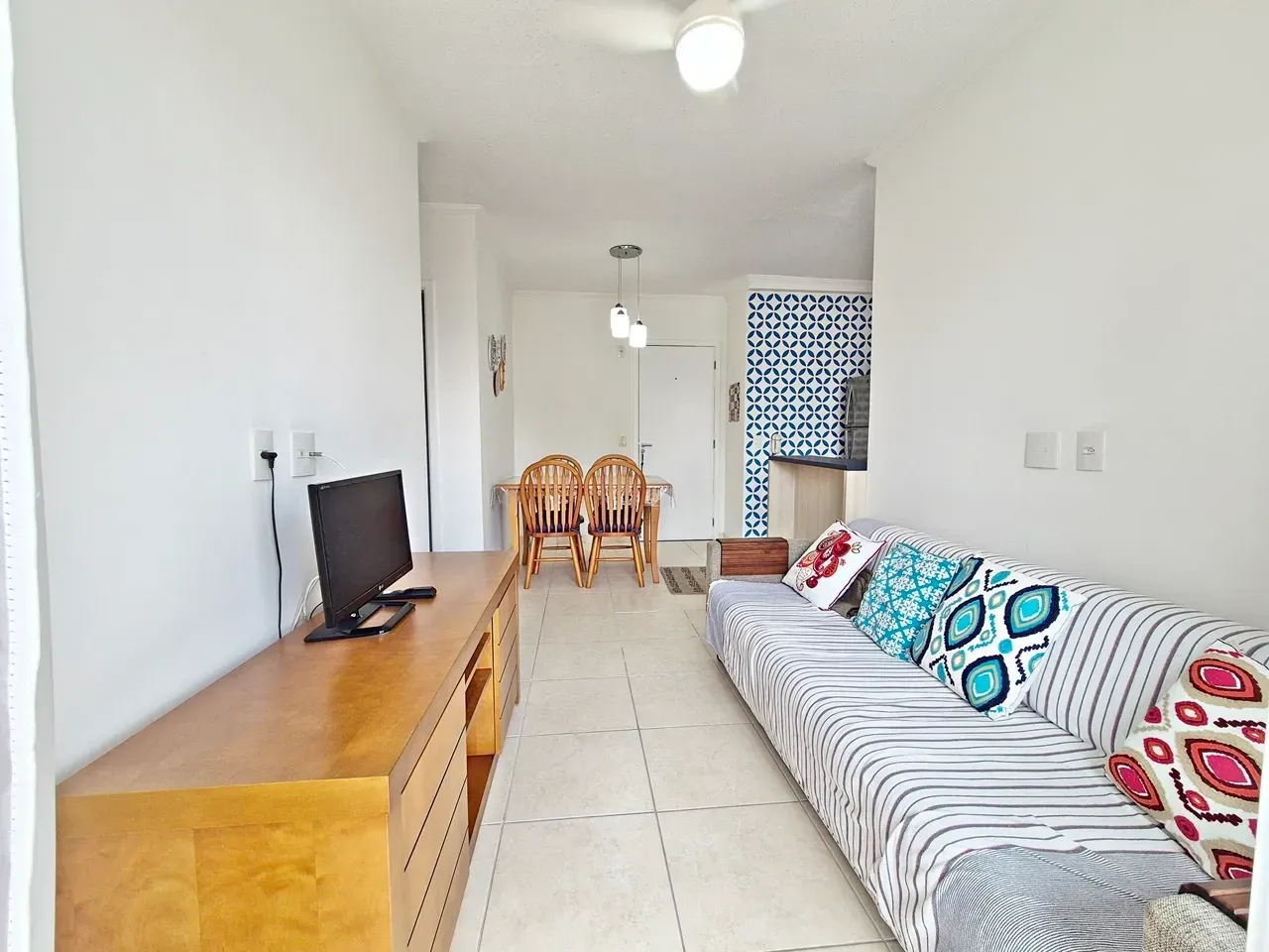 Imagem Apartamento com 2 Quartos à Venda, 53 m² em Mirim - Praia Grande