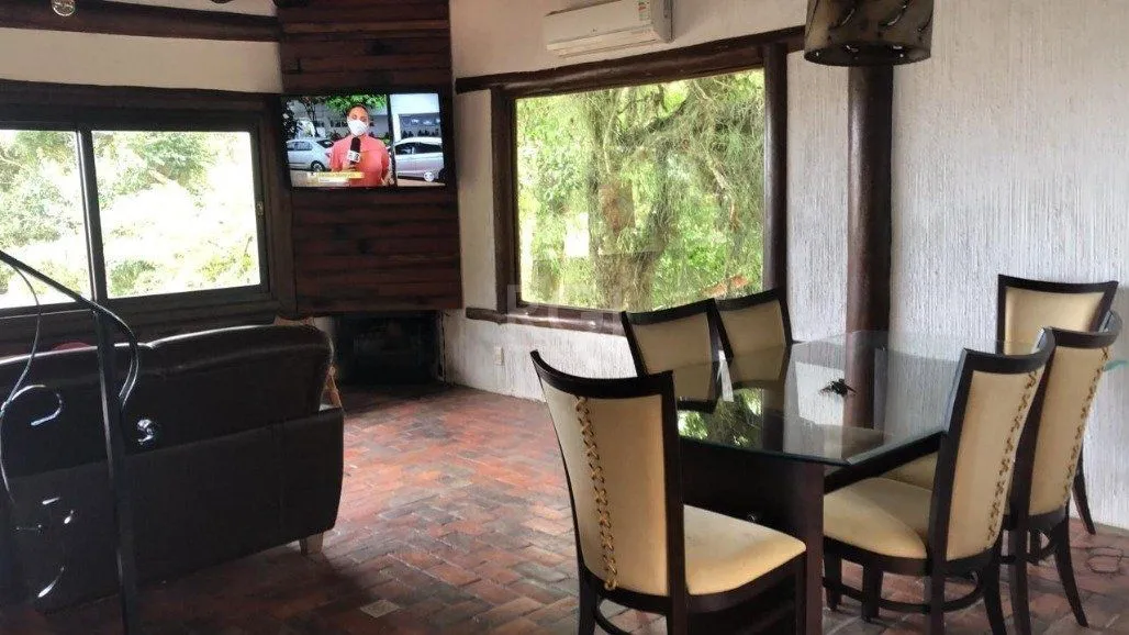 Imagem Casa para Venda - 367m², 2 dormitórios, Belém Novo