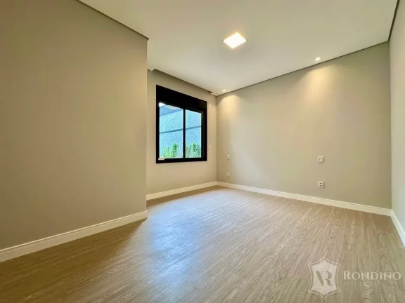 Imagem Casa t?(C)rrea no Chácara Ondina, 3 suítes, com piscina