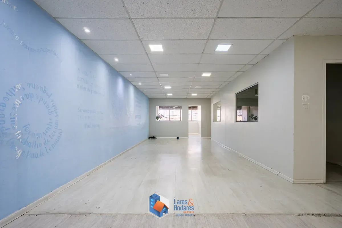 Imagem Casa comercial para venda em Cambuci, 619m²