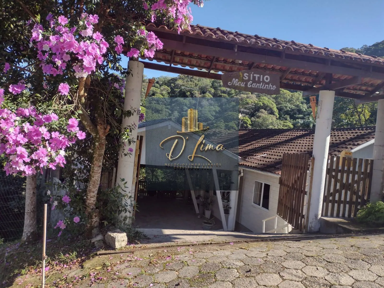 Imagem Fazenda / Sítio / Chácara à venda, 158m² em Santo Amaro da Imperatriz