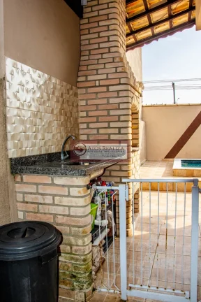 Imagem Casa à venda e locação em Jardim Grandesp - Itanhaém: 2 dormitórios, 1 suíte, 62m² por R$ 285.000,00