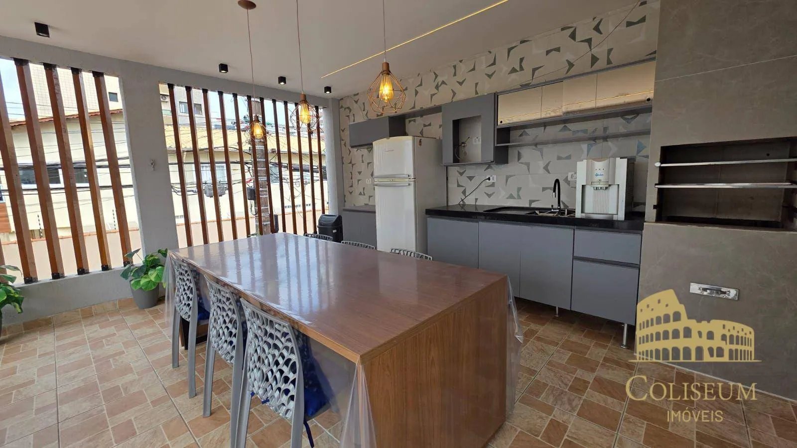 Imagem Casa com 2 dormitórios à venda, 140 m² por R$ 1.170.000,00 - Vila Guilhermina - Praia Grande/SP