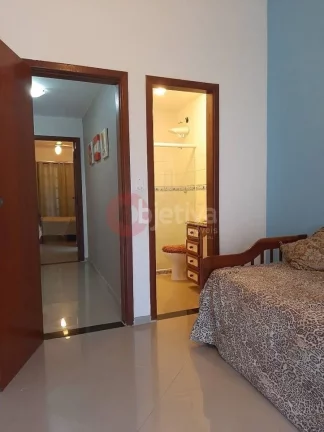 Imagem Casa com 2 dormitórios à venda, 90 m² por R$ 400.000,00 - Peró - Cabo Frio/RJ