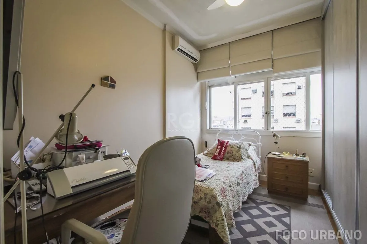 Imagem Apartamento para Venda - 155m², 4 dormitórios, sendo 1 suites, 1 vaga - Bom Fim