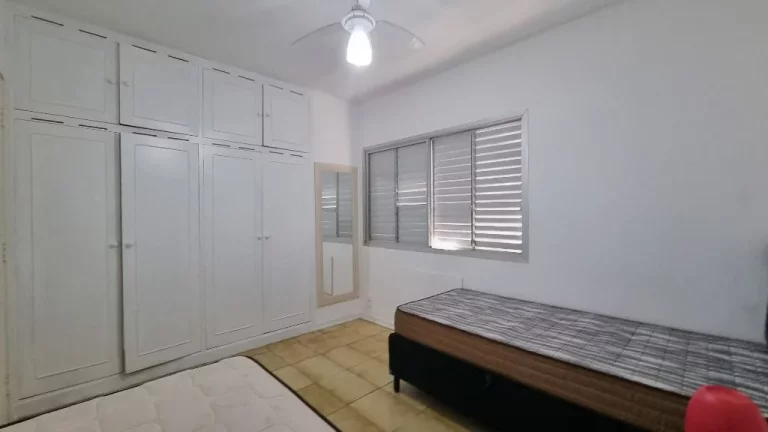 Imagem ÓTIMO APARTAMENTO NA PRAIA DE ASTÚRIAS, VISTA MAR, 3 DORMITÓRIOS. LAZER, 1 VAGA DE GARAGEM.