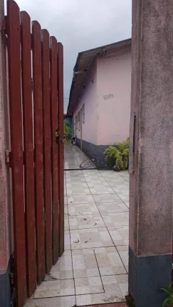 Imagem Casa na praia de suarão com 2 dormitório 2 vagas de garagem